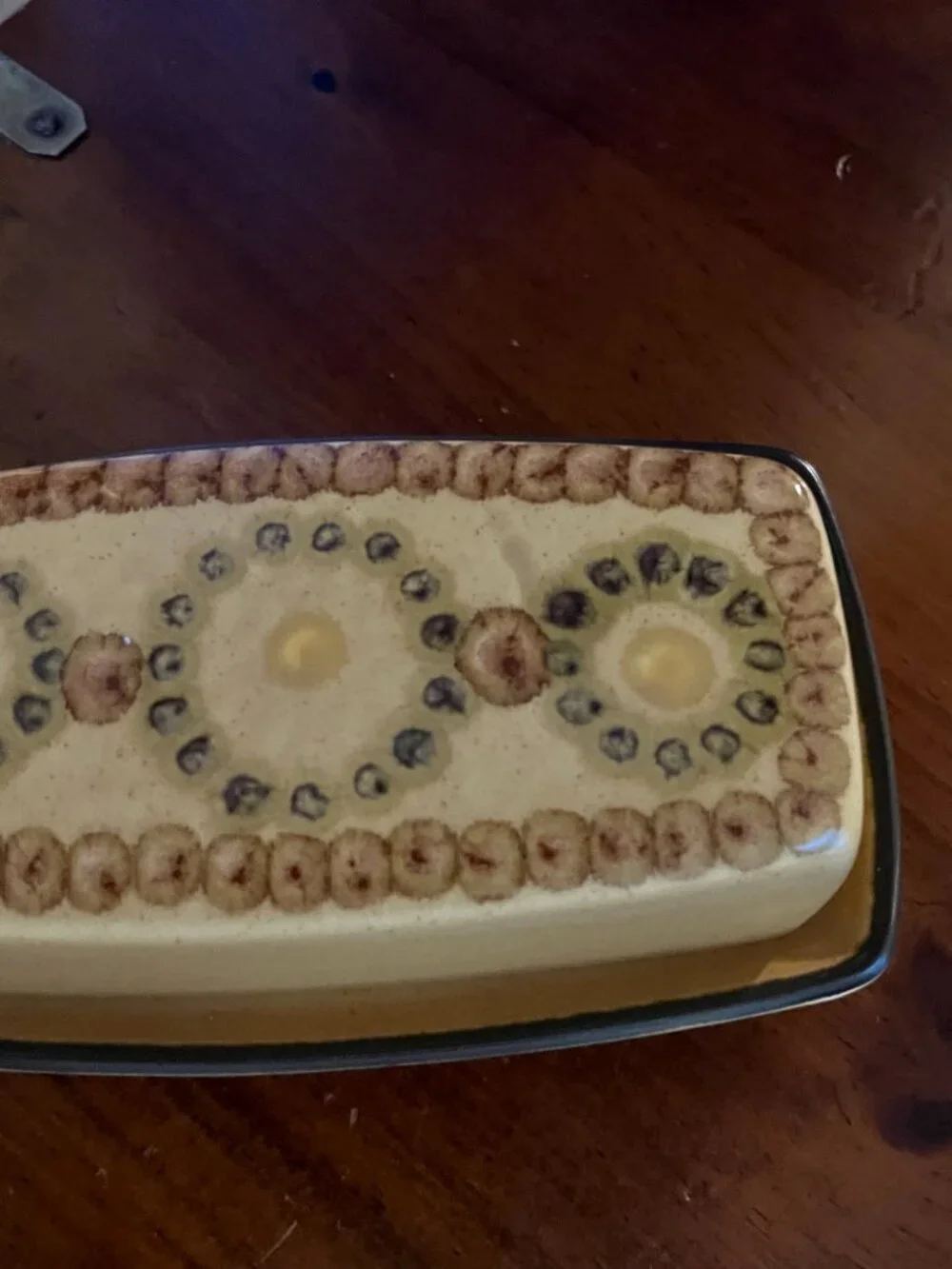LIST AFTER AUCTION Vintage Franciscan Honeycomb Covered Butter Dish England